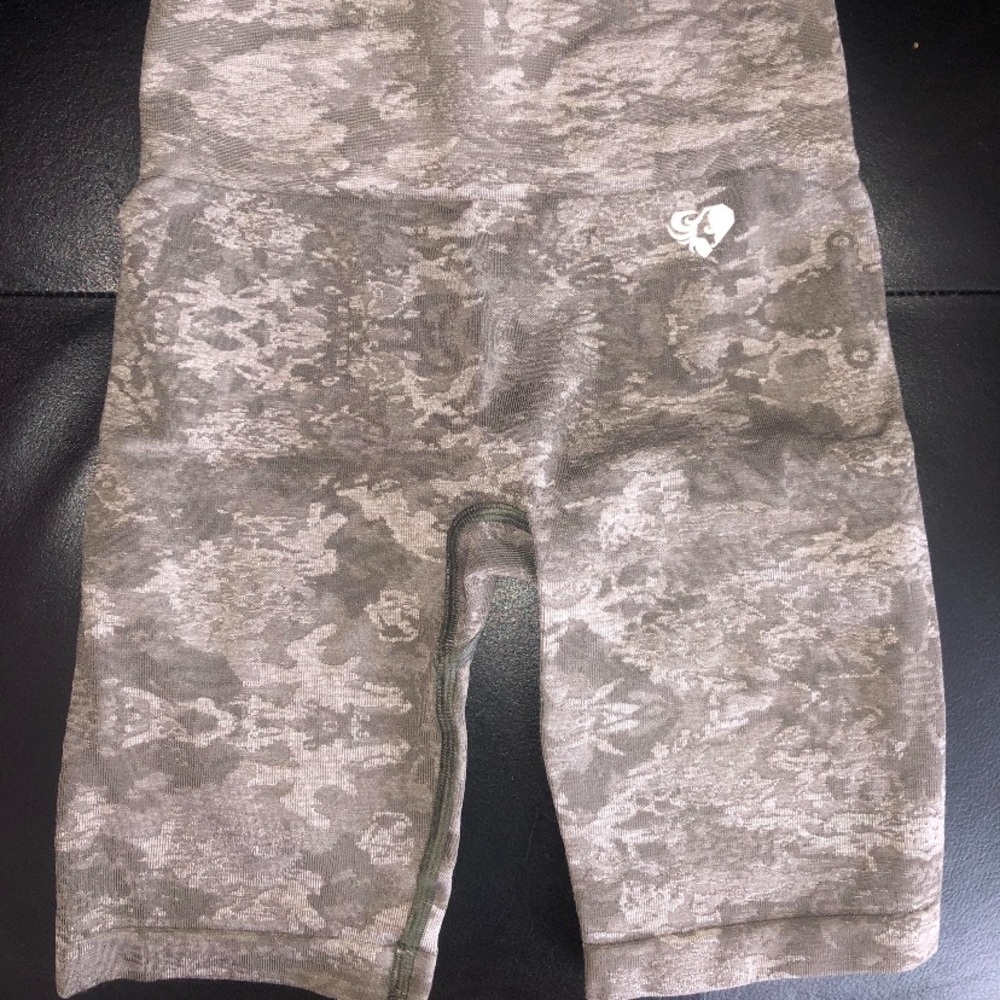 Women’s Best Camo Shorts